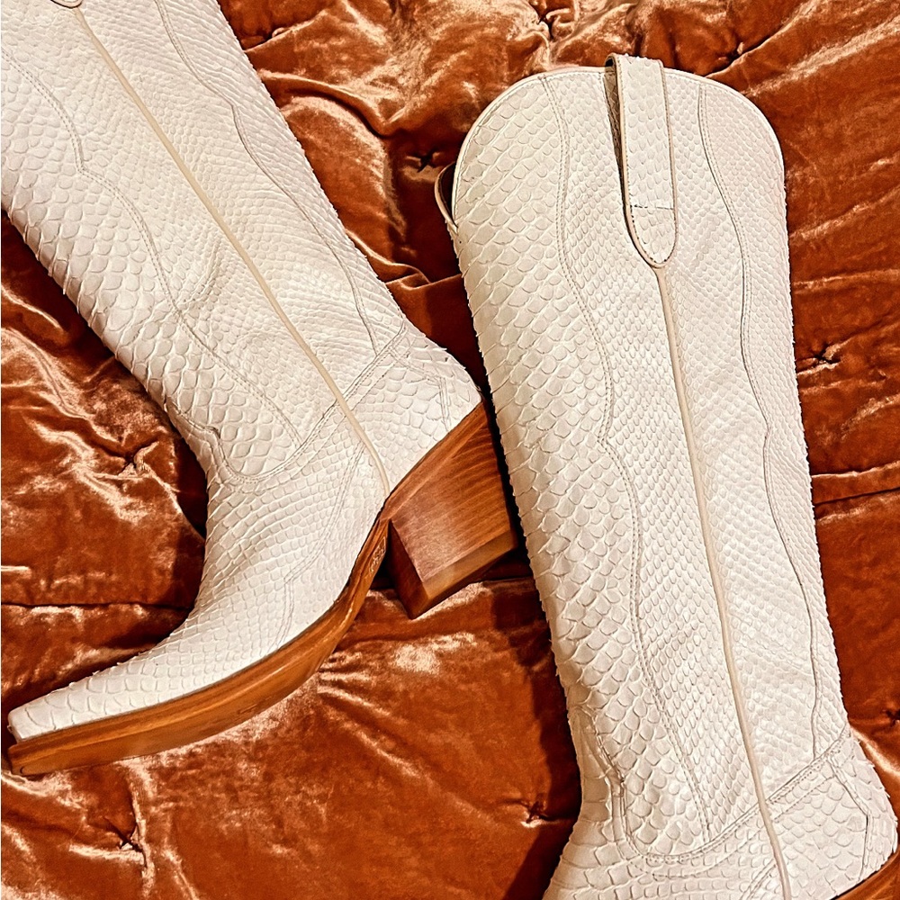 Women’s Ariat Python - Picture 3 of 7